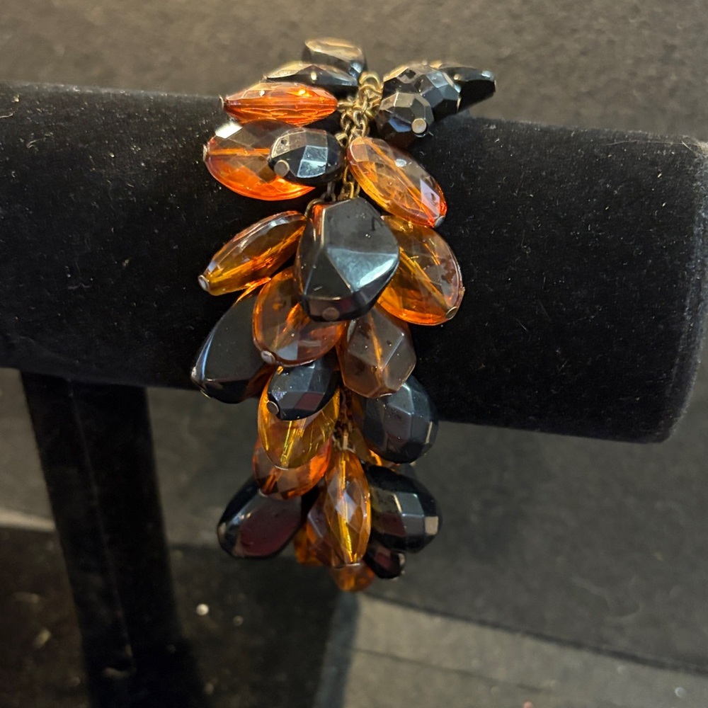 Avon Mark Black and Amber Beaded Bracelet